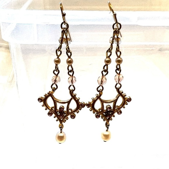 Simple chandelier earrings - Picture 2 of 3